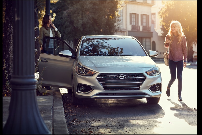 2018_Accent_Ultimate_Silver_0012_Grille