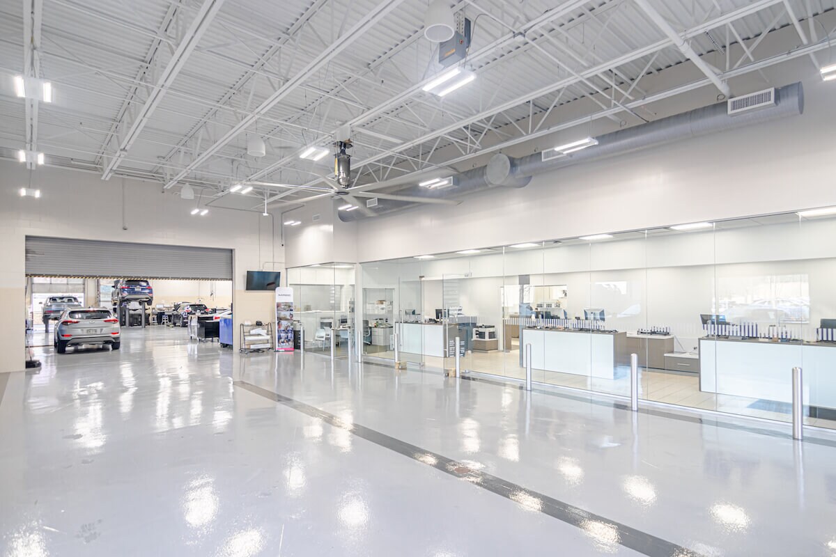 AutoNation Hyundai Mall of Georgia service bay