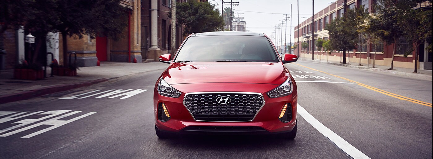 2018-Elantra-GT-Hatchback_02.jpg