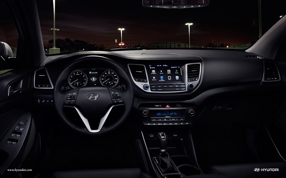 2017 Hyundai
Tucson Interior 2.jpg Black interior in the 2017 Hyundai Tucson