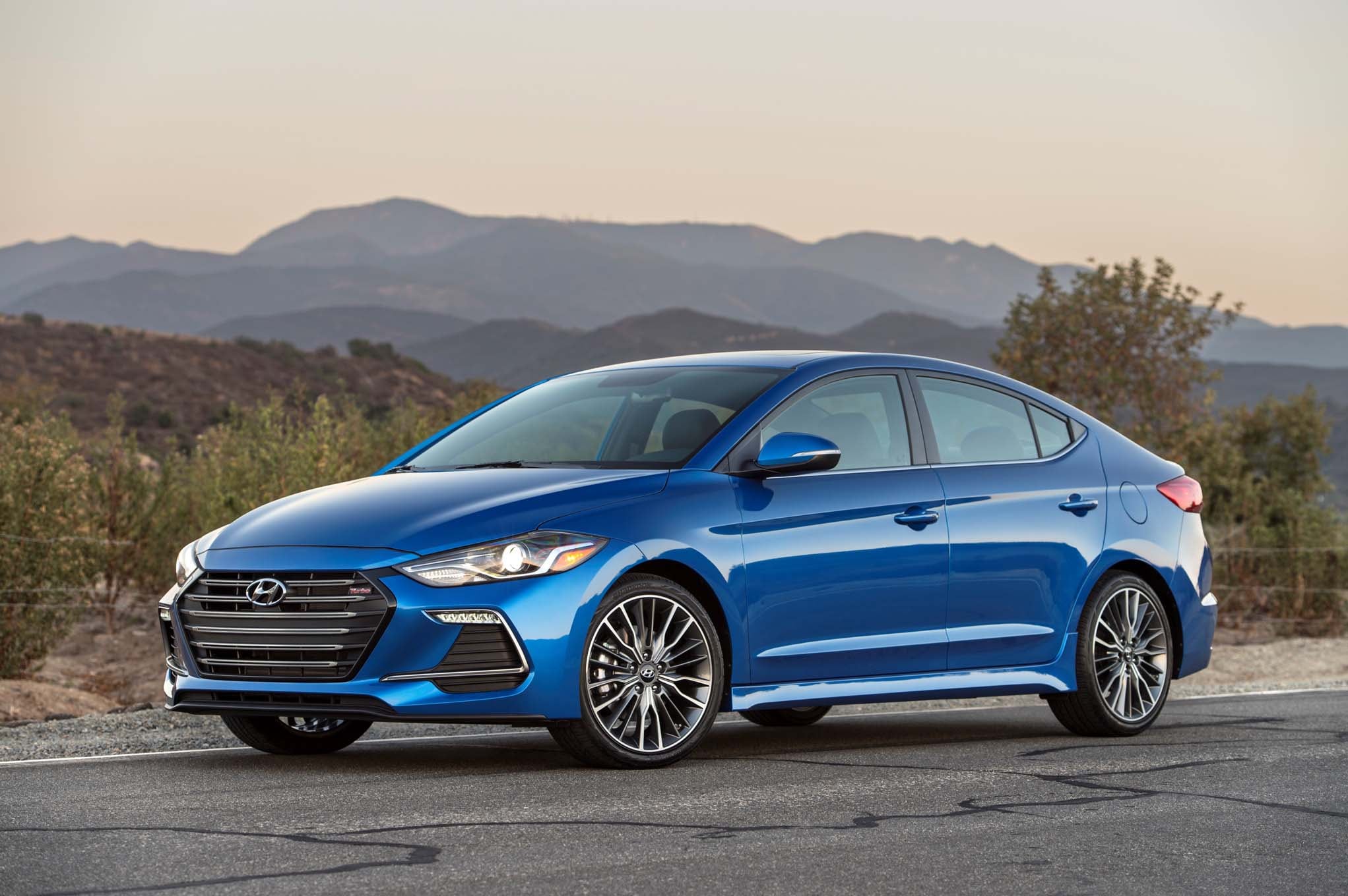 2017-Hyundai-Elantra-Sport-front-three-quarter.jpg