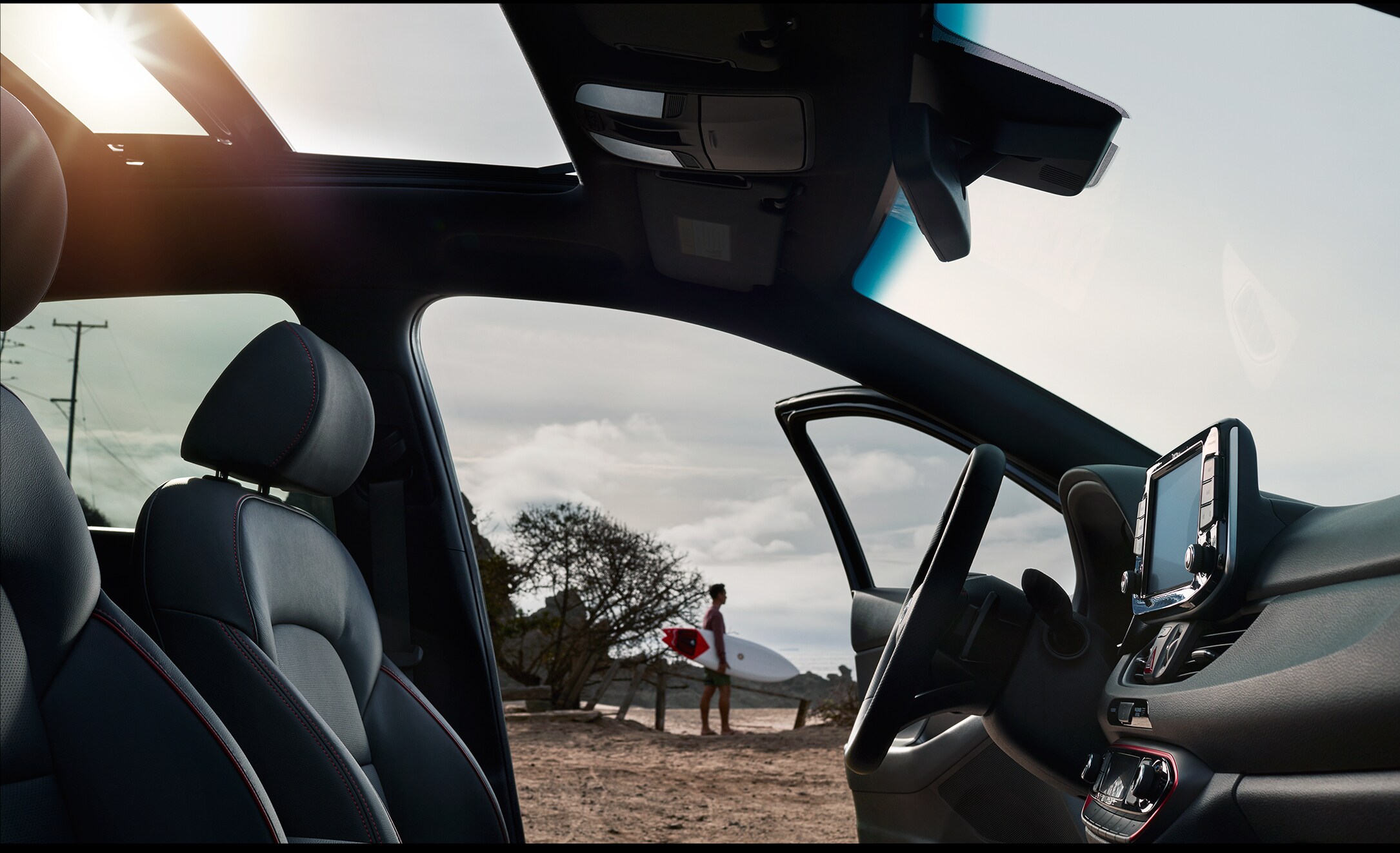 2018_Elantra_GT_Sport_Tech_Black_0017_Sunroof.jpg