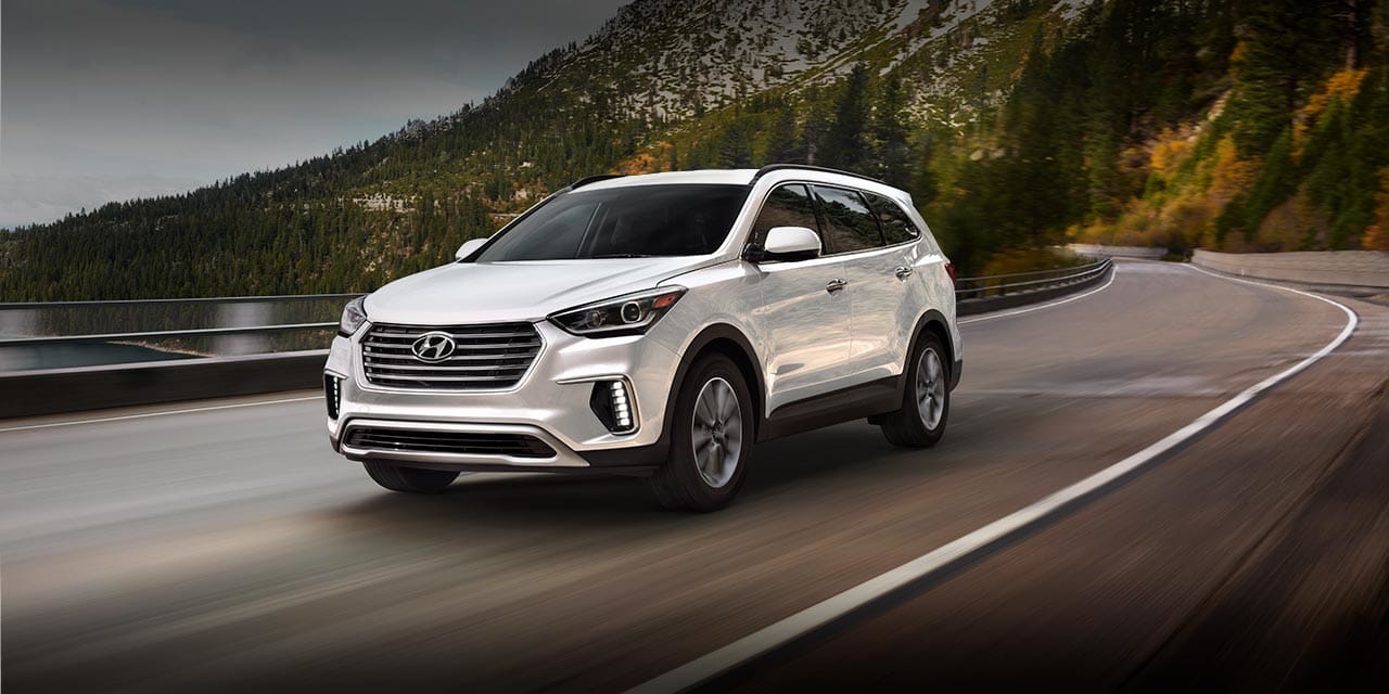 2018-santa-fe-se-base-monaco-white.jpg