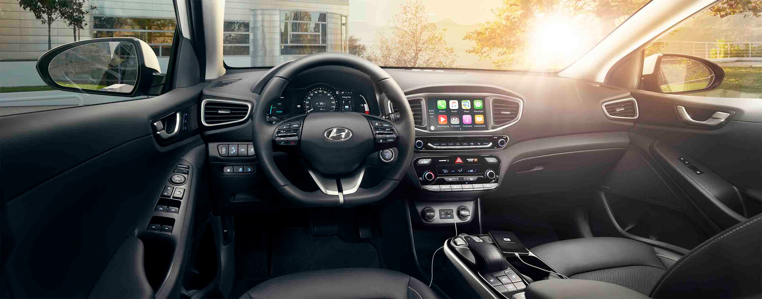 2017_Ioniq_Electric with Black Interior