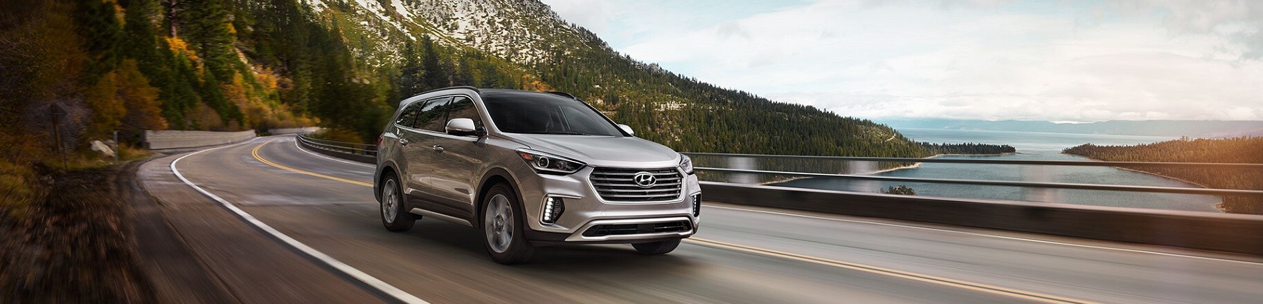2018 Hyundai Santa Fe silver.jpg