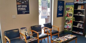 waiting-area-hyundai-new-bern-nc.jpg Waiting Room of Hyundai New Bern