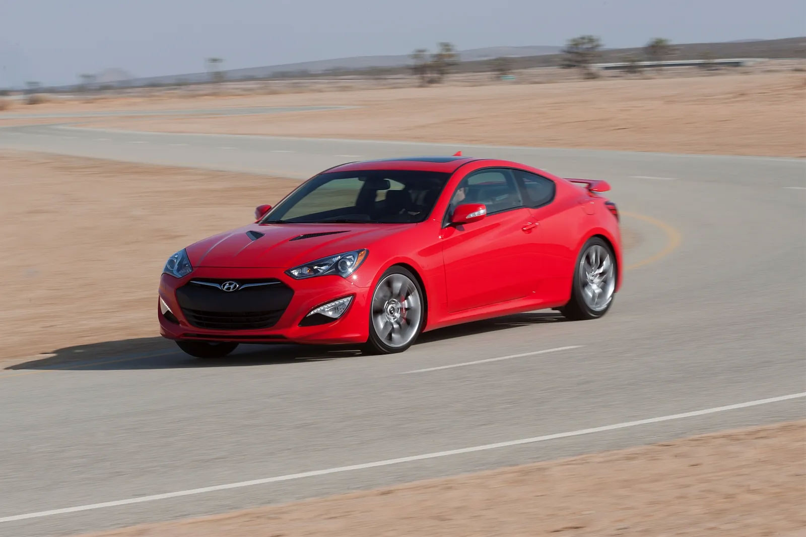 2013-Hyundai-Genesis-Coupe.jpg