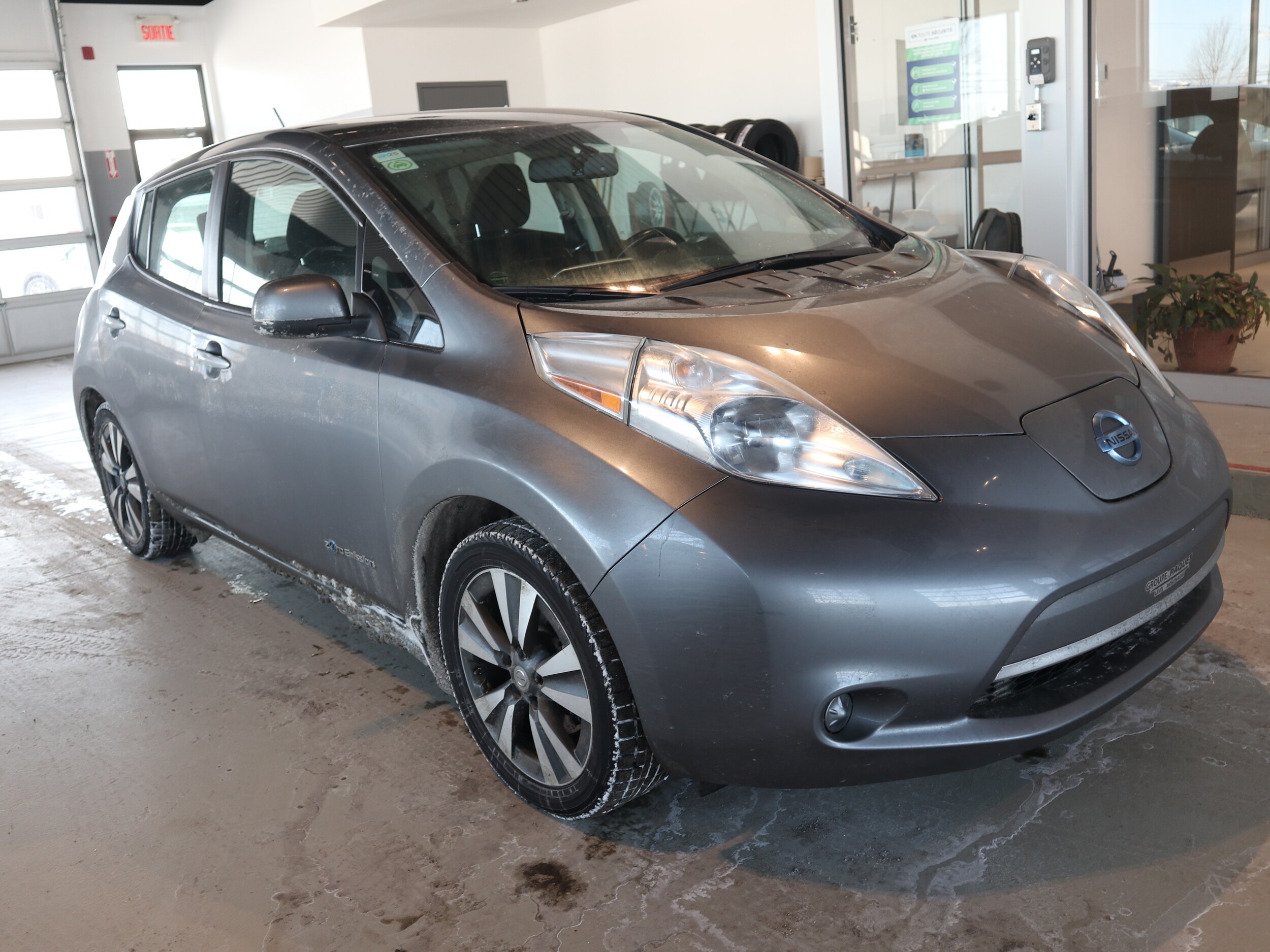 Nissan LEAF 2016