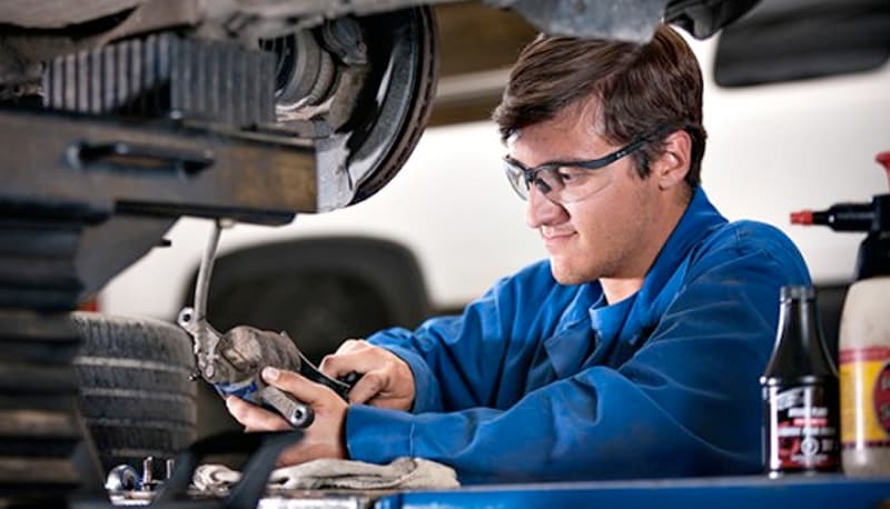 Our Award Winning Service Department and Giant Parts Department