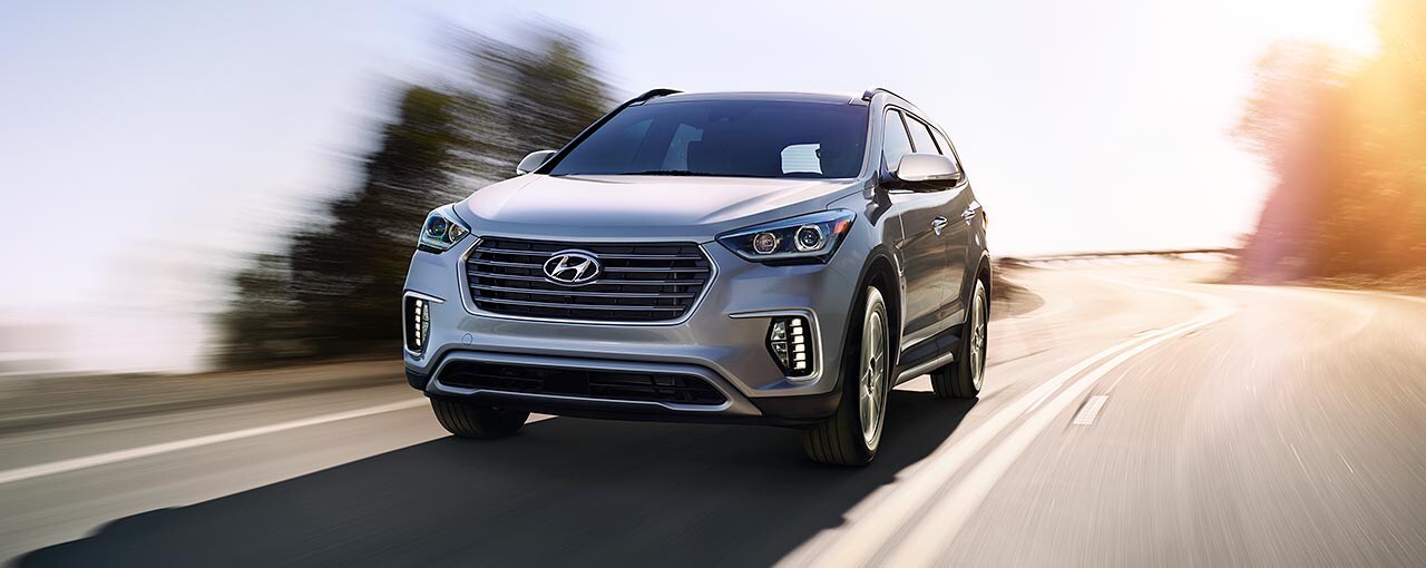 2018 Hyundai Santa Fe - Feautres & Specs