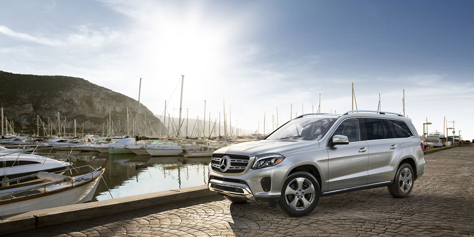 2017-GLS-SUV-CLASS-PAGE-015-CCF-D.jpg