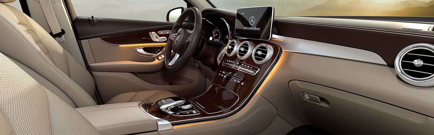 2018-GLC-SUV-CATEGORY-HERO-3-1-D.jpg