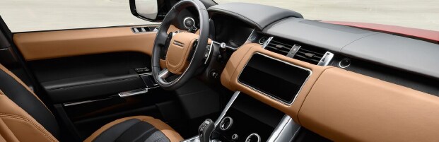 RANGE ROVER SPORT INTERIOR FEATURING STEERING WHEEL