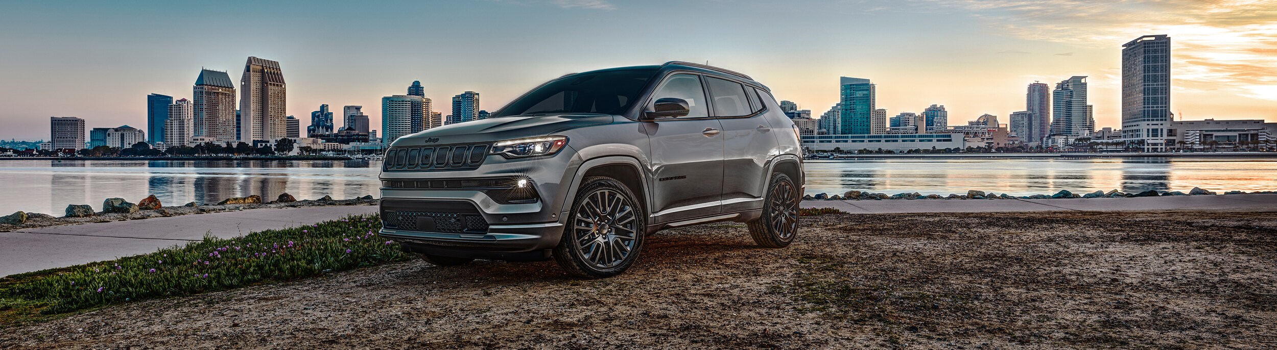2022-Jeep-Compass-HighAltitude-SUV-L05 (1).jpg New Jeep Compass