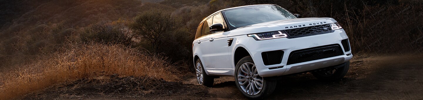 Land Rover in Lake Bluff