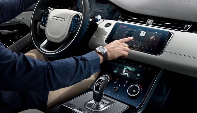 tech in 2020 Range Rover Evoque