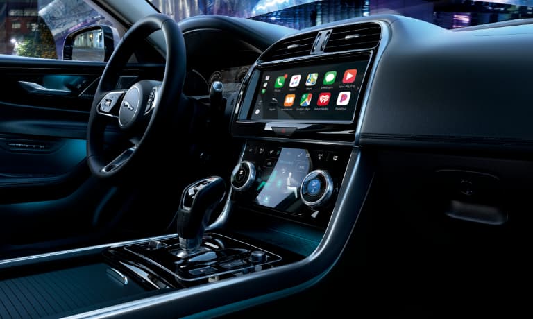 2020 Jaguar XE interior dashboard view