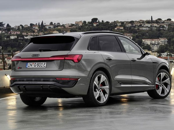 2024 Audi Q8 e-tron Rear Angle