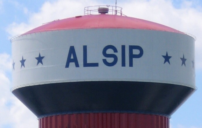 Water Tower Near Dealership In Alsip IL