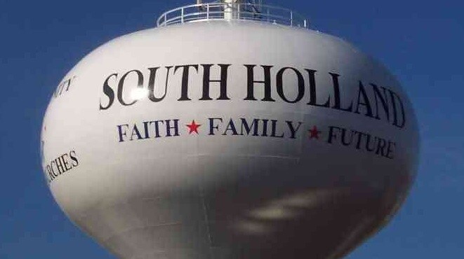Water Tower Image Near Dealership In South Holland IL