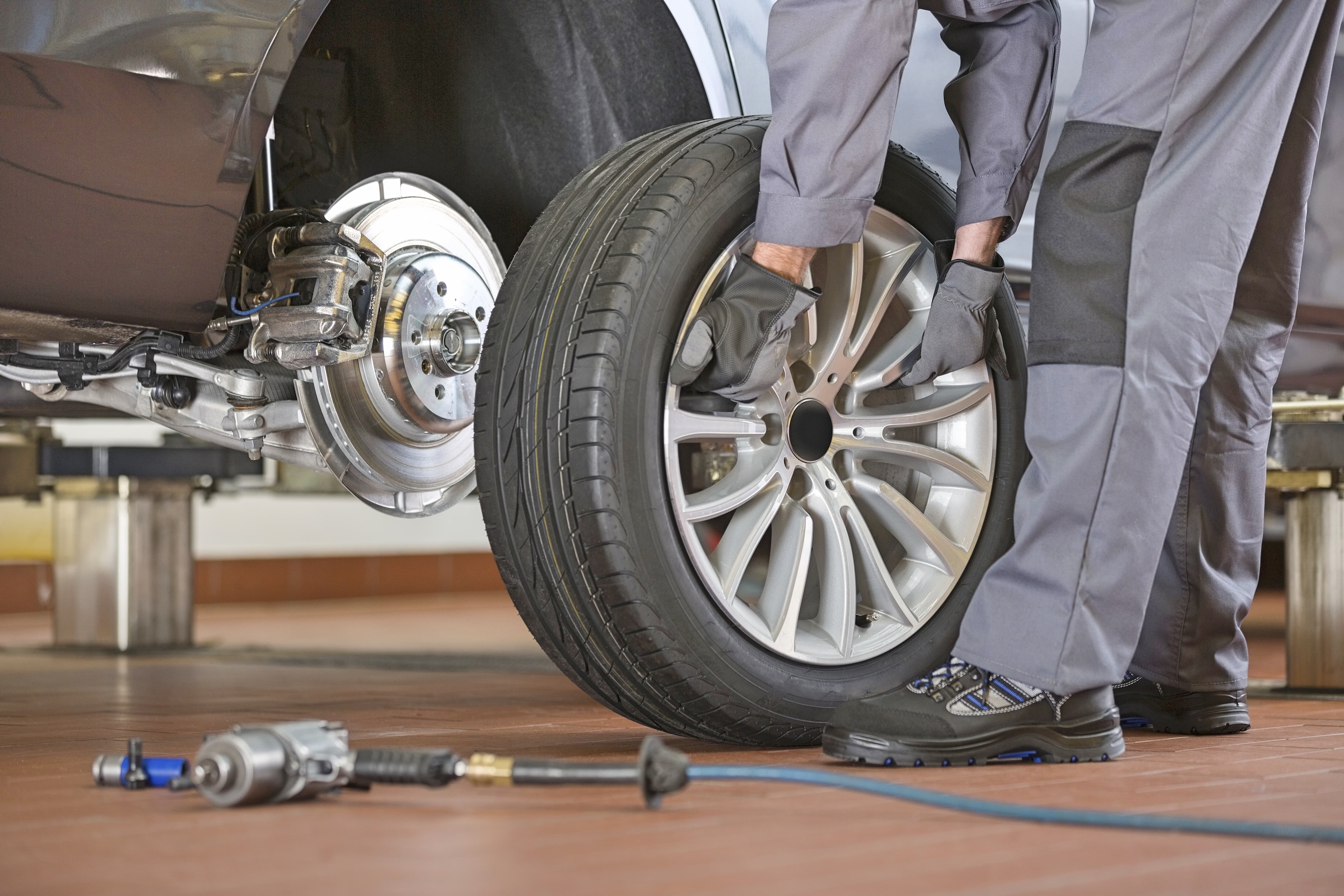 tireService2.jpg