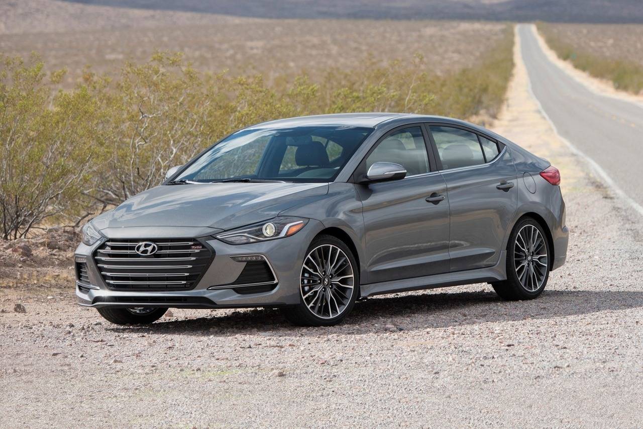 2018_hyundai_elantra_sedan_sport_fq_oem_4_1280.jpg