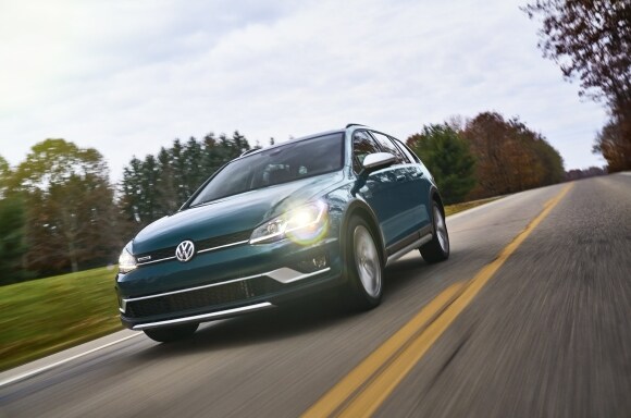 2018VolkswagenGolf.jpg