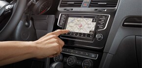 technology-2016-volkswagen-golf.jpeg New 2016 Volkswagen Golf Entertainment & Convenience Fair Lawn NJ