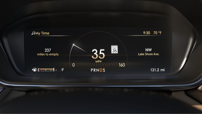 Configurable digital instrument cluster inside the 2019 Lincoln Continental