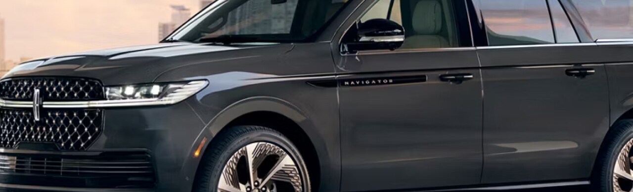Is%20the%20long%E2%80%91wheelbase%202026%20Navigator%20L%20worth%20it%20for%20cargo%20and%20passenger%20room.jpg Navigator L