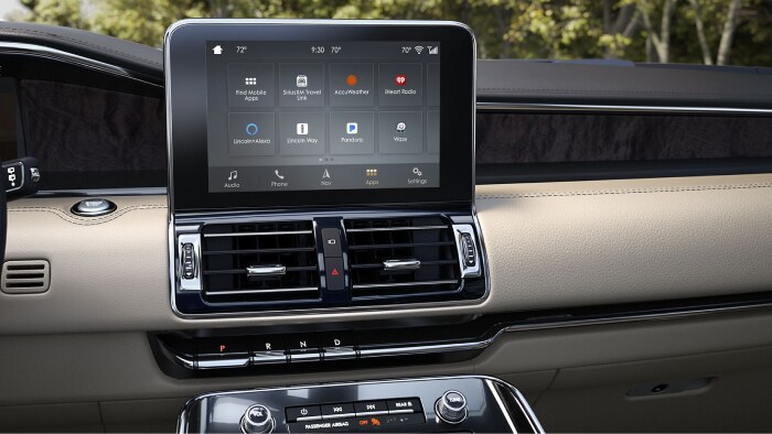 SYNC AppLink system available inside the 2019 Lincoln Navigator
