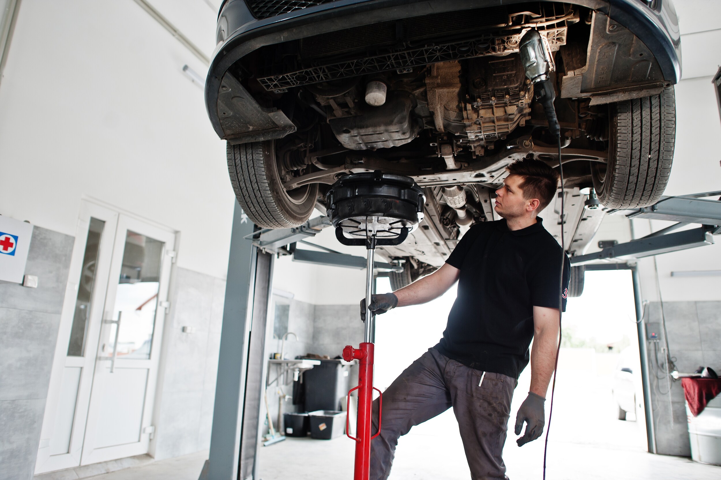 Basic Car Maintenance and Servicing Checklist | Jack Giambalvo Hyundai | Mechanic doing maintenance to a Hyundai vehicle