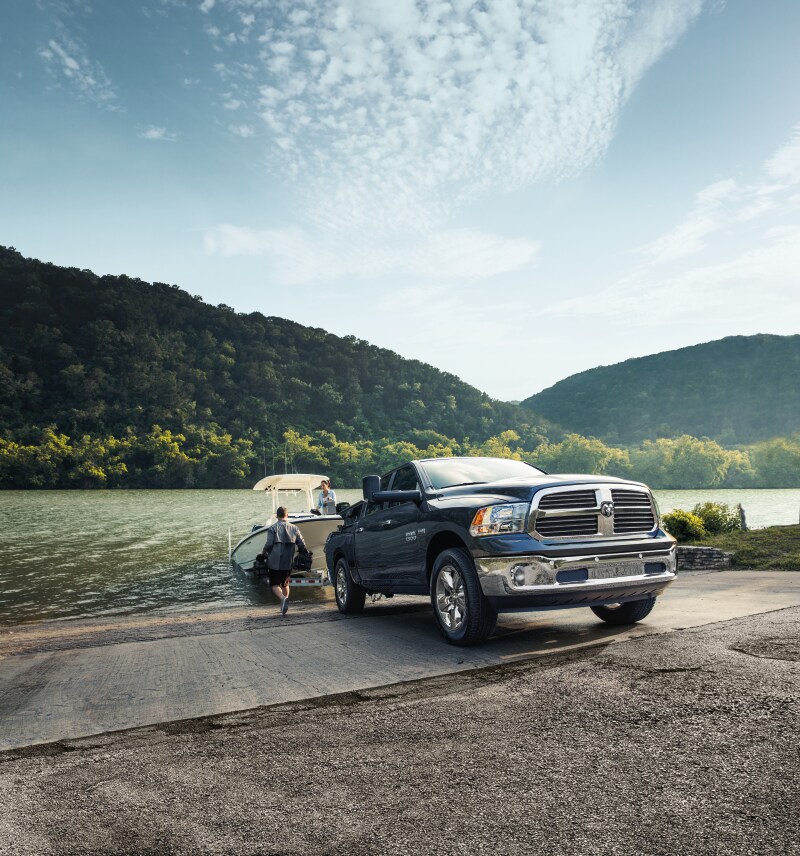 2018-Ram-1500-Big-Horn-Crew-Cab-Maximum-Steel-1.png