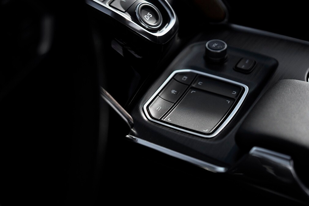 TLX21-064a.jpg