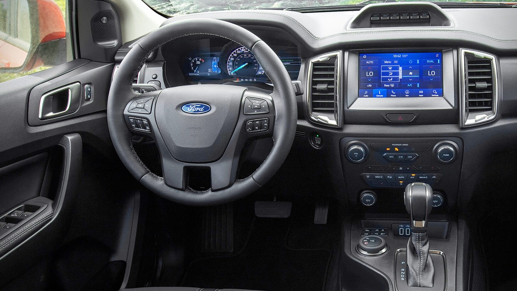 2021_Ford_Ranger_Interior_Review.PNG