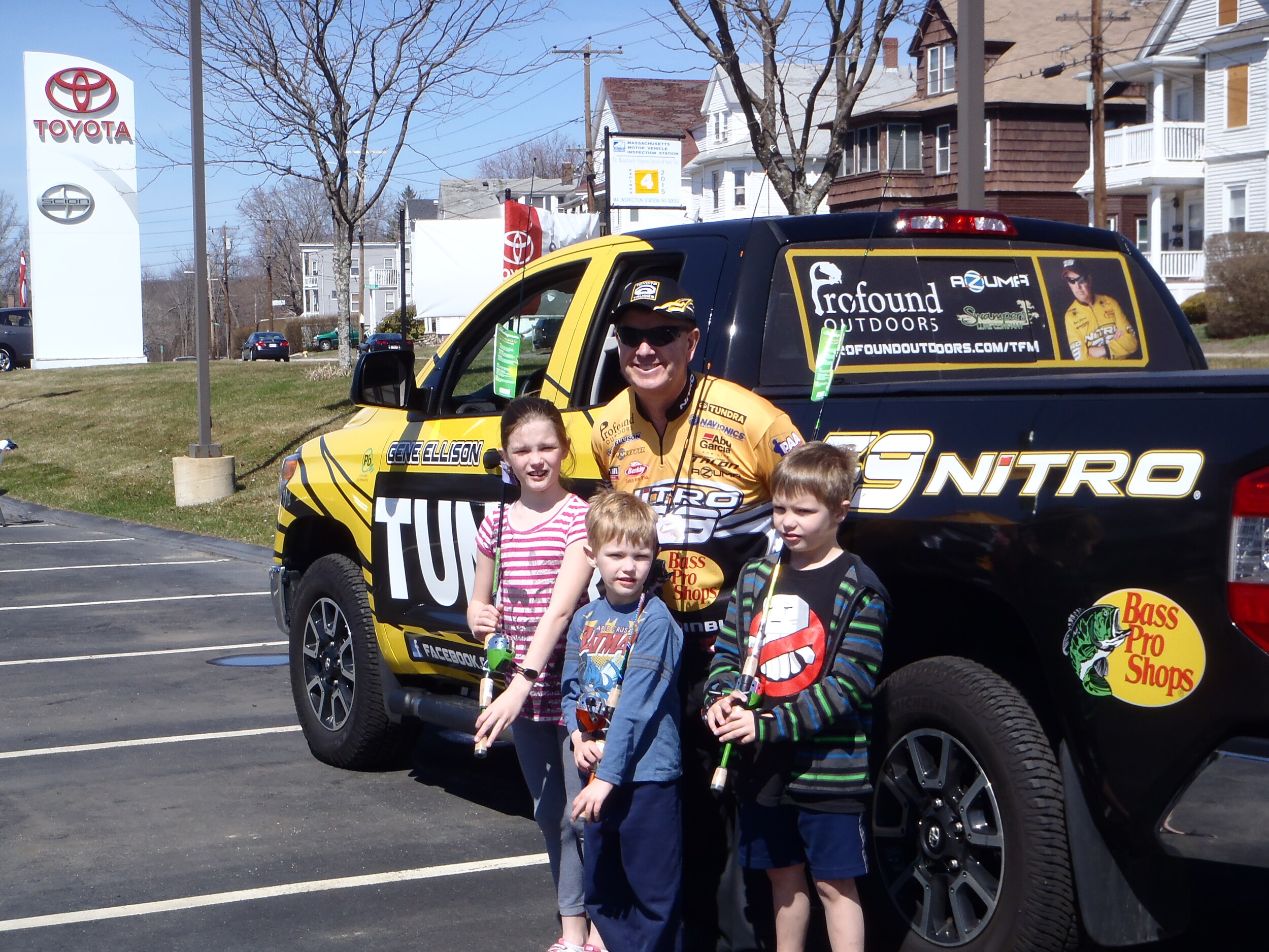 Gene_Ellison_Bernier Family_ Sarah_9yrs_old_Madden_8yrs_old_Myles_5yrs_Old.JPG