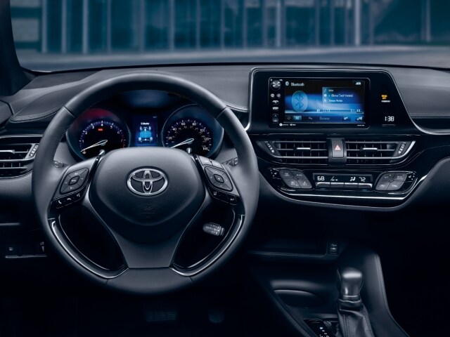 2018 Toyota C-HR interior Methuen