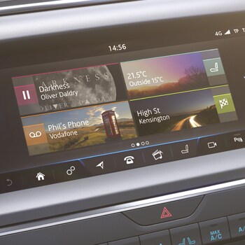 E-Pace-infotainment.png