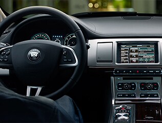 Comfort and Trim Features | New Jaguar XF in Honolulu, HI near Kaneohe, Kailua, Kapolei & Kaka'ako, HI