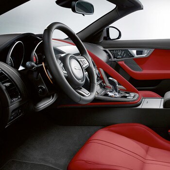 Comfort and Trim Features | New Jaguar F-TYPE in Honolulu, HI near Kaneohe, Kailua, Kapolei & Kaka'ako, HI