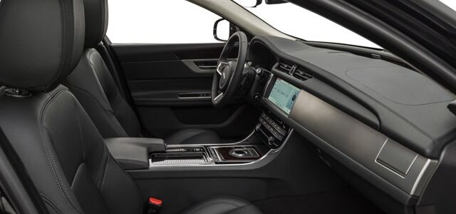 Jaguar XF interior