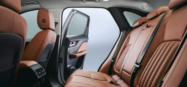 Jaguar F-PACE second row