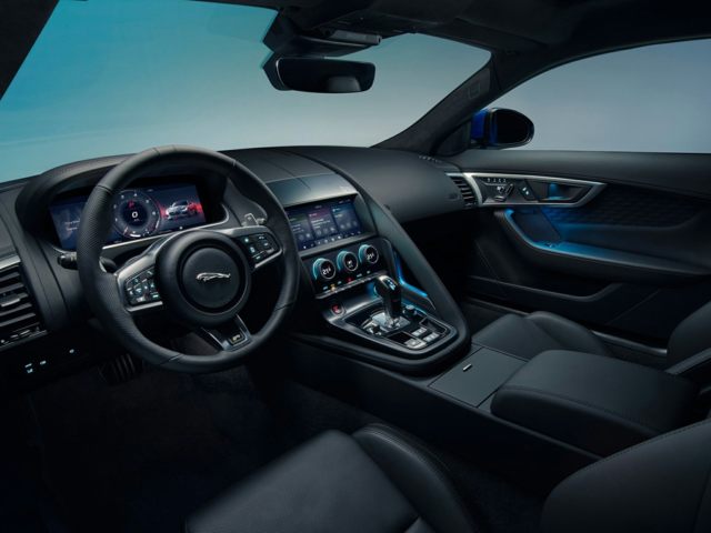 Jaguar F-TYPE Coupe interior