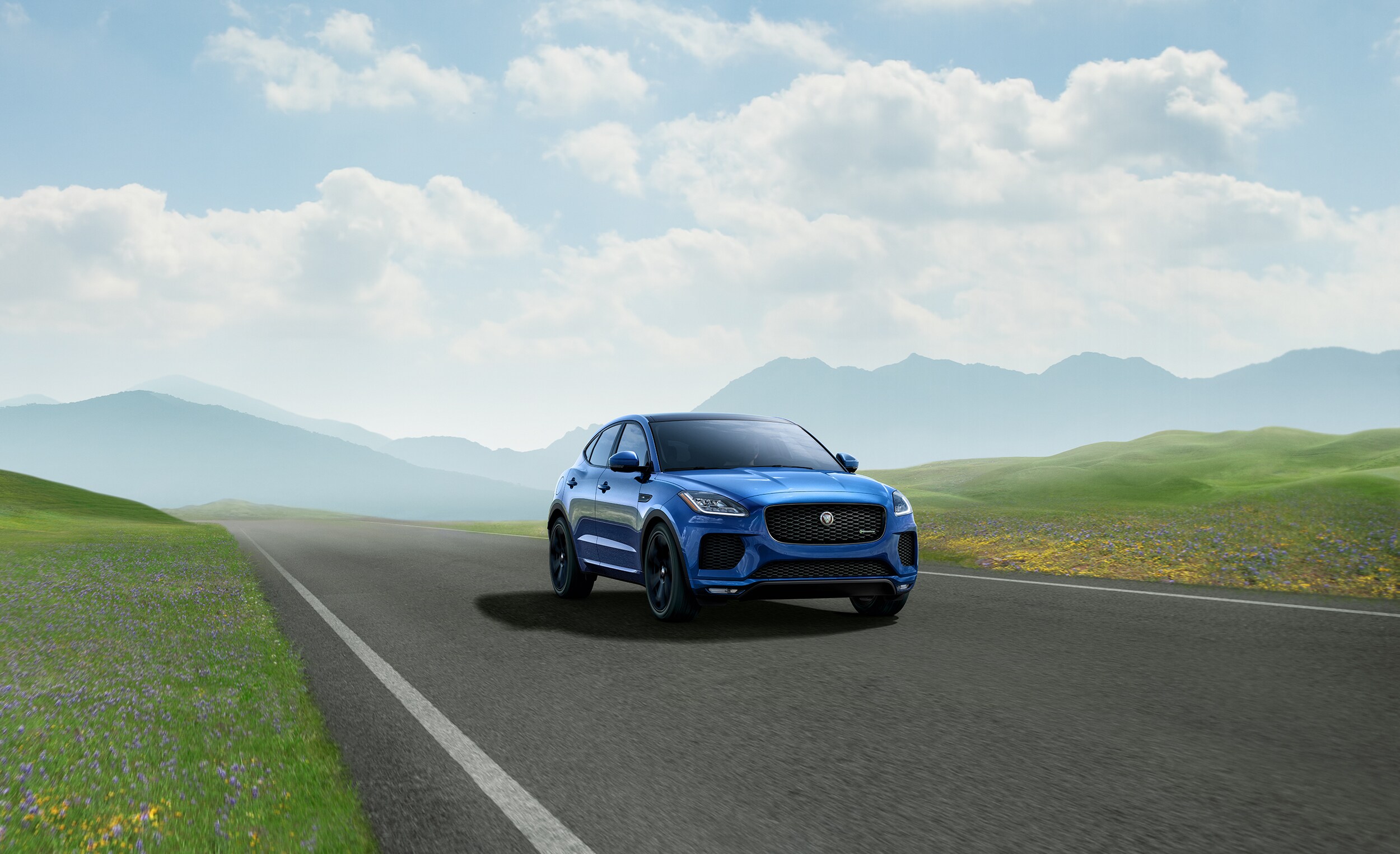 2021-EPACE-300Sport-SUV