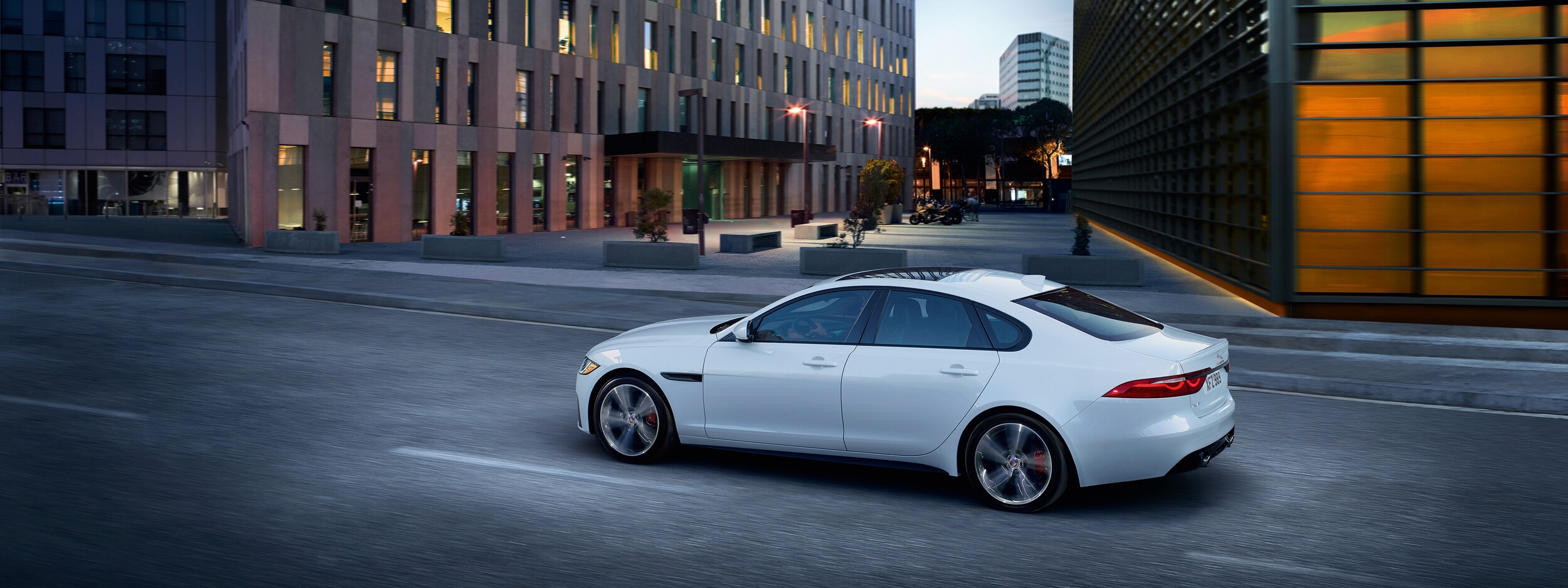 2019 Jaguar XF - Exterior (6).jpeg