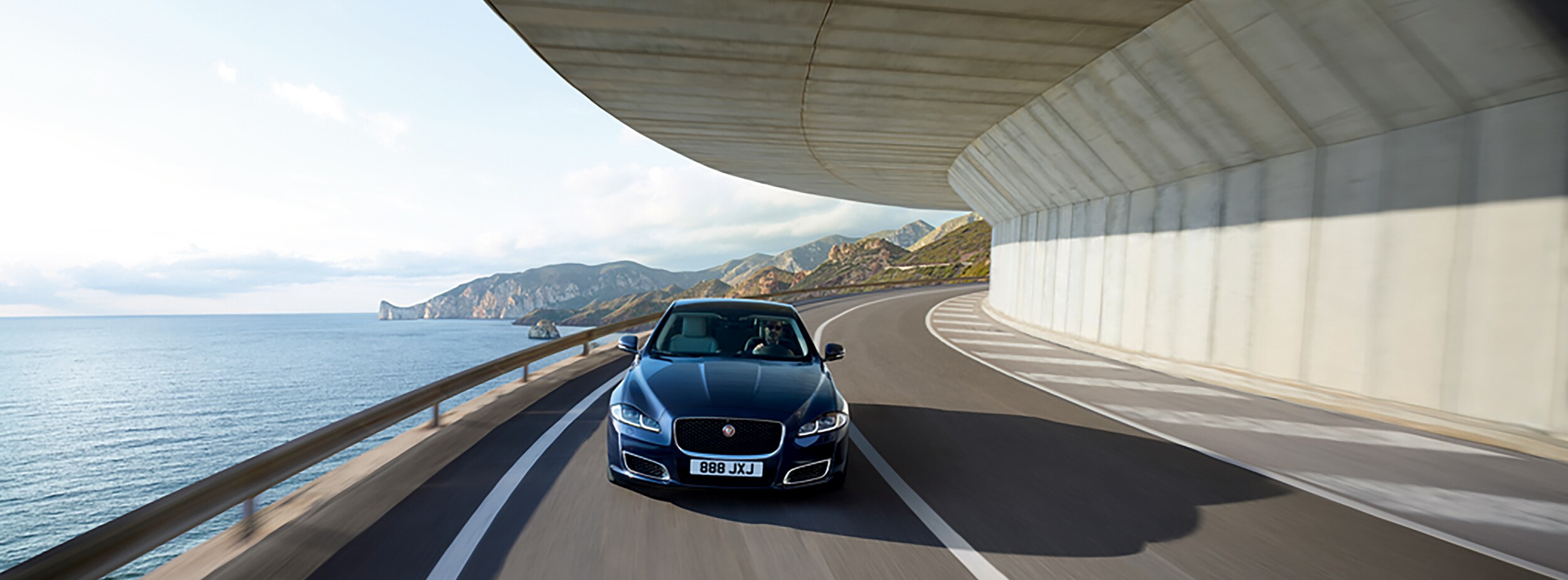 2019 Jaguar XJ - Exterior (3).jpeg