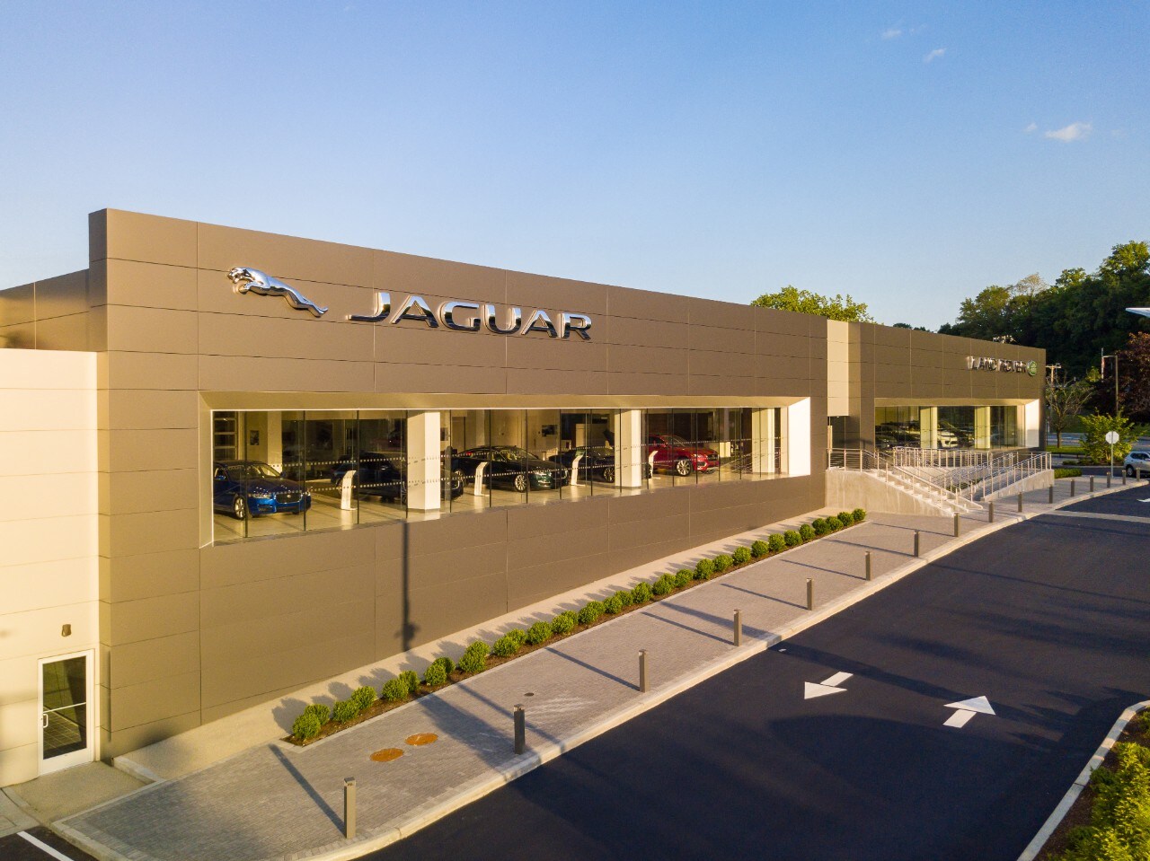 Jaguar-Whiteplains-Dealership.jpeg