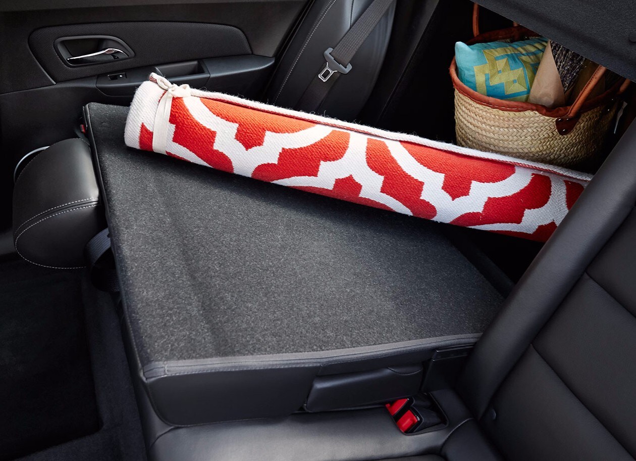 2015 Chevrolet Cruze trunk space 2015 Chevrolet Cruze trunk space