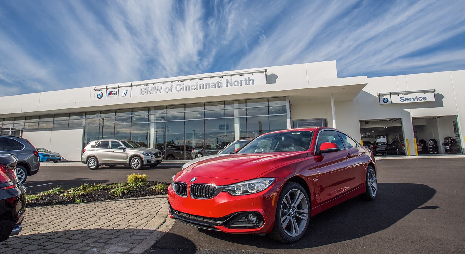JSBMW_0919_bmwbuilding_1584x864.jpg