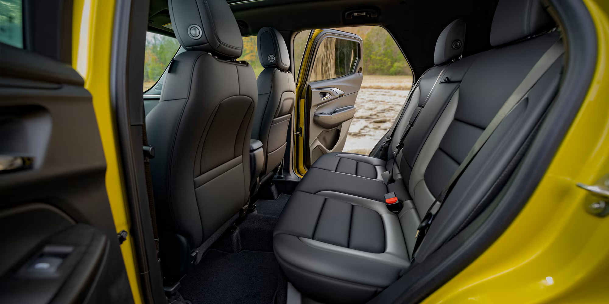 Interior Comfort and Cargo Space Interior Comfort and Cargo Space